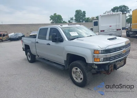 2018 Chevrolet Silverado K2500 Heavy Duty из США, поврежденный, VIN 1GC1KUEY6JF203994